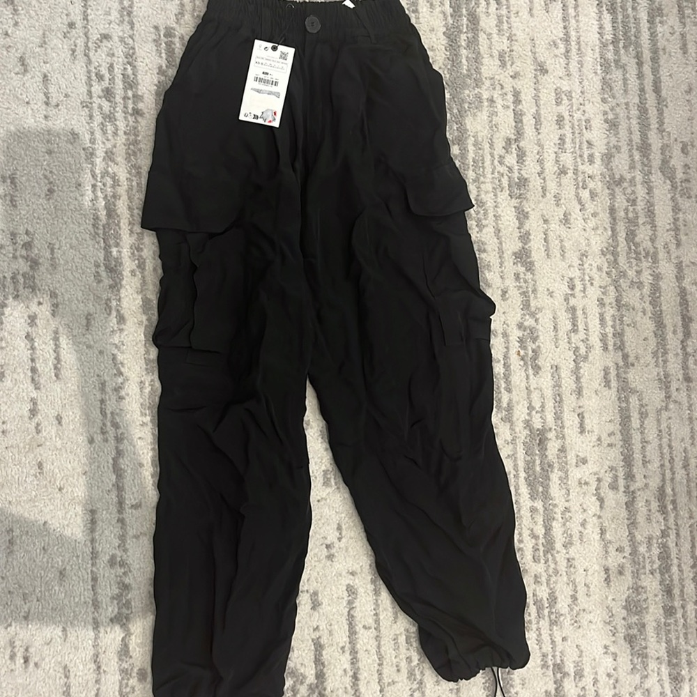 Zara black cargo pants size XS new with tags